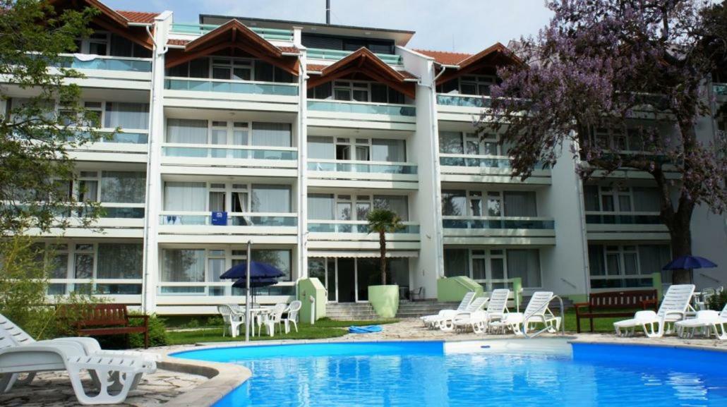 Fuered Central Apartman Balatonfüred Екстериор снимка